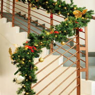 Weihnachtsgirlande ANDREA mit Beleuchtung, dekoriert, 5 m, grün