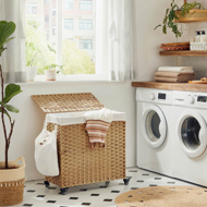 Wäschekorb mit Rollen aus Polyrattan AVA, 140 l, naturbraun